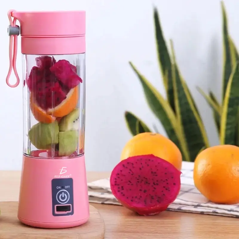 Procesadora Portatil llena de fruta 