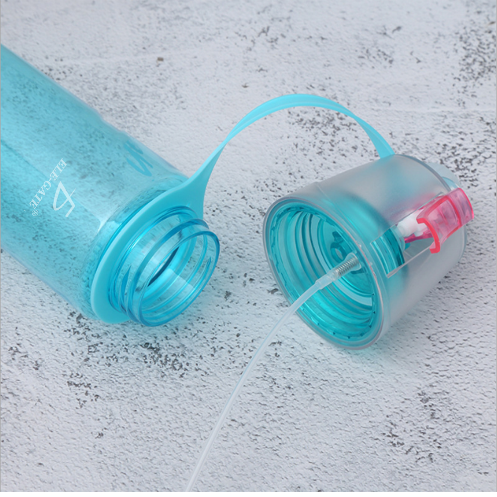 Botella De Agua Con Spray Atomizador 600ml