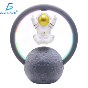 Bocina Bluetooth Astronauta con Control Remoto y Luz RGB