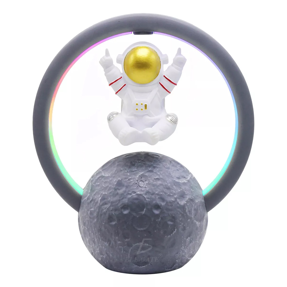 Bocina Bluetooth Astronauta con Control Remoto y Luz RGB - Image 4