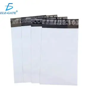 Paquete de 100pzs de Bolsas Sobre PolyMailer  para Envios de Paqueteria de 35 x 55 cm