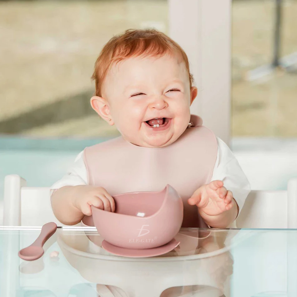 Set de utensilios de alimentación para bebés: practicidad y comodidad en cada comida