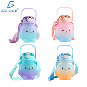 Cantimplora de Agua de 600 ml con Diseño de Oso Kawaii - Con Correa