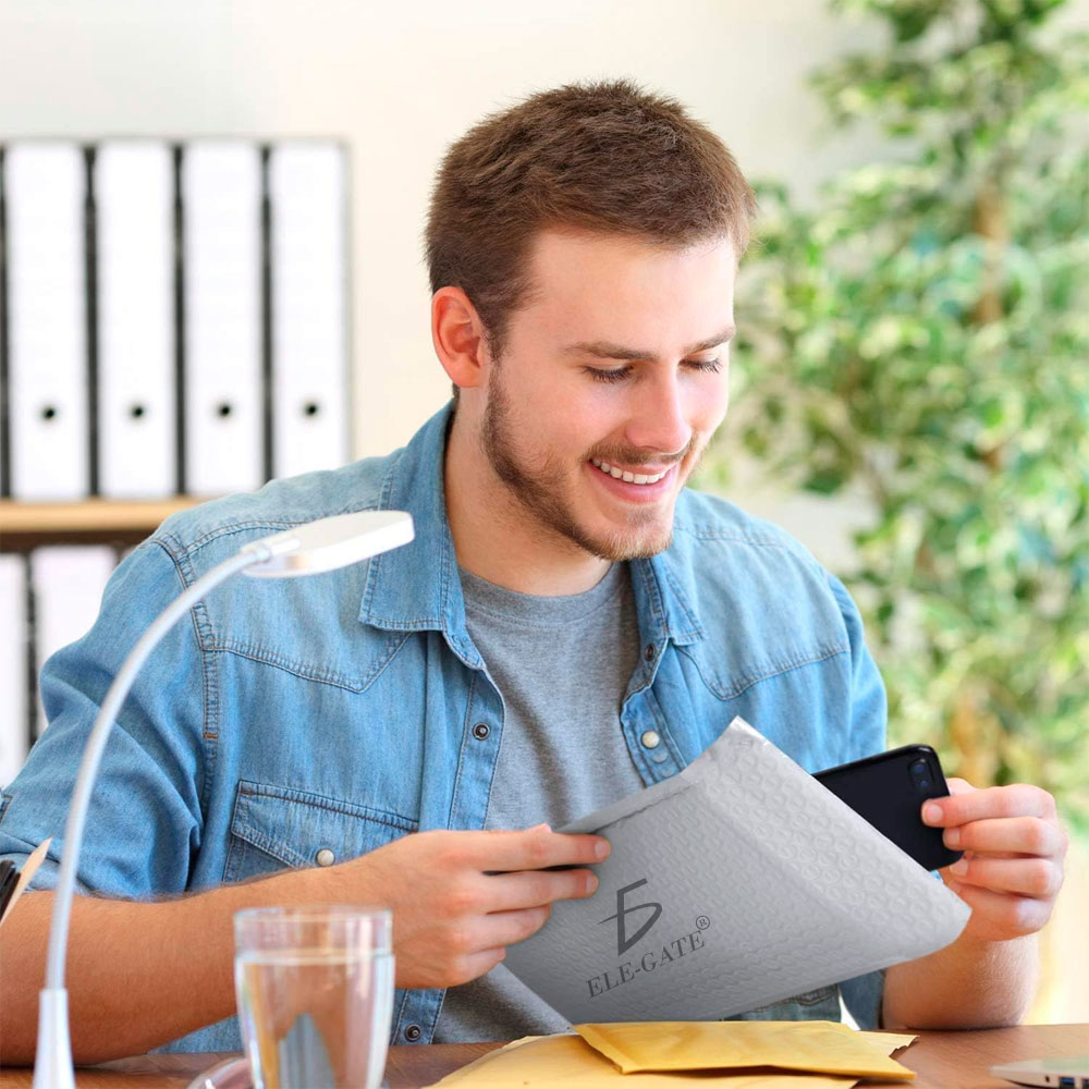 Bolsas con Burbuja Acolchado y Adhesivo Resistentes al Agua para Envío de Mensajería - Protege tus Entregas con Confianza 35 x 48 cm. - Image 5