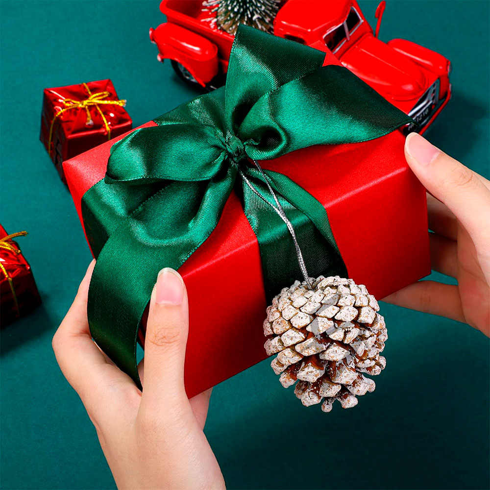 Conjunto de 24 Mini Adornos de Bola de Navidad - Elegancia Dorada y Plateada - Image 5