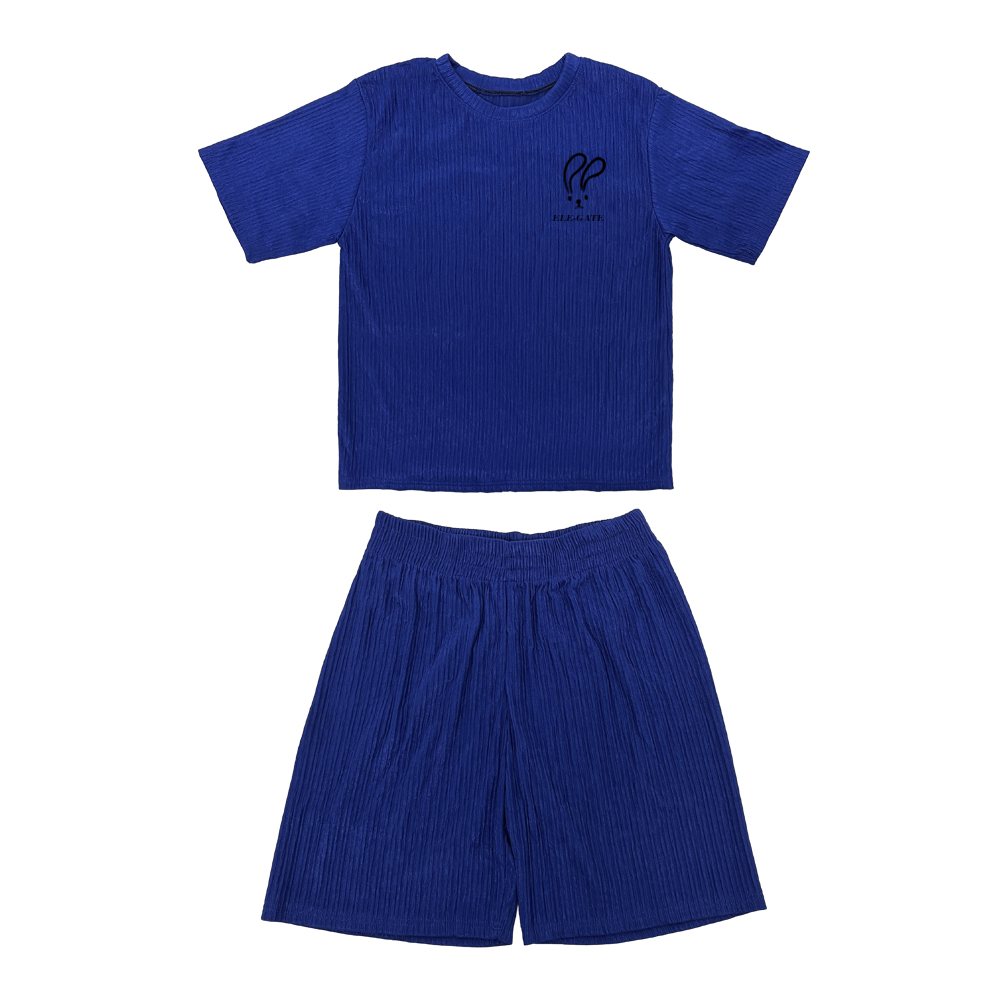 Coordinado Monocromático de Short y Camisa Ombliguera - Image 5