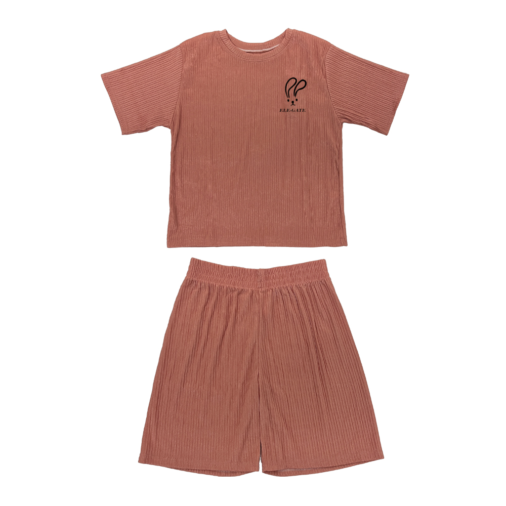 Coordinado Monocromático de Short y Camisa Ombliguera - Image 3