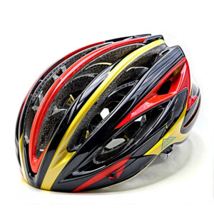 Casco de Seguridad para Ciclismo o Scotter con Diseño Aerodinámico y con Sistema de Ajuste Clip