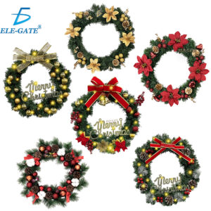 Coronas Navideñas de 50 CM con Esferas Combinadas con el Color del Moño