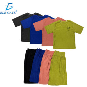 Coordinado Monocromático de Short y Camisa Ombliguera