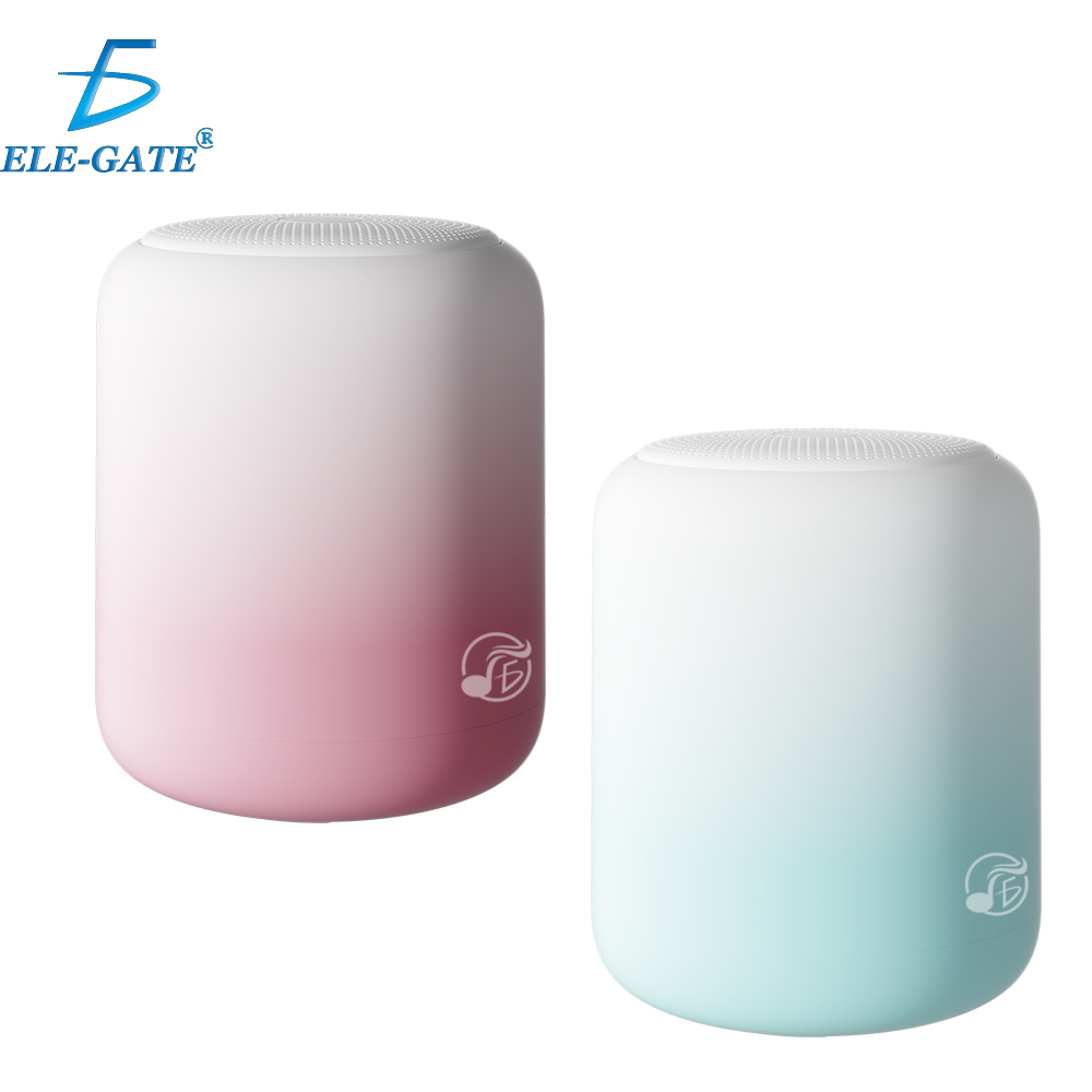 Bocina 5W Bluetooth5.3 a Prueba de Agua Carga USB entrada Plug 3.5mm y Micro SD