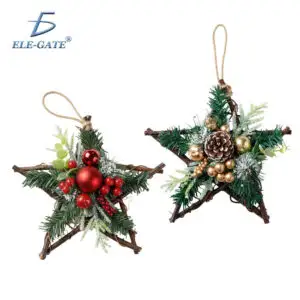 Decoración Navideña en forma de Estrella de Belén con Garapiñas, Frutos Rojos y Ramas de Pino