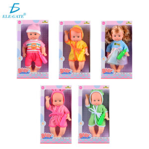 Muñeca con Cabello Largo y Accesorios